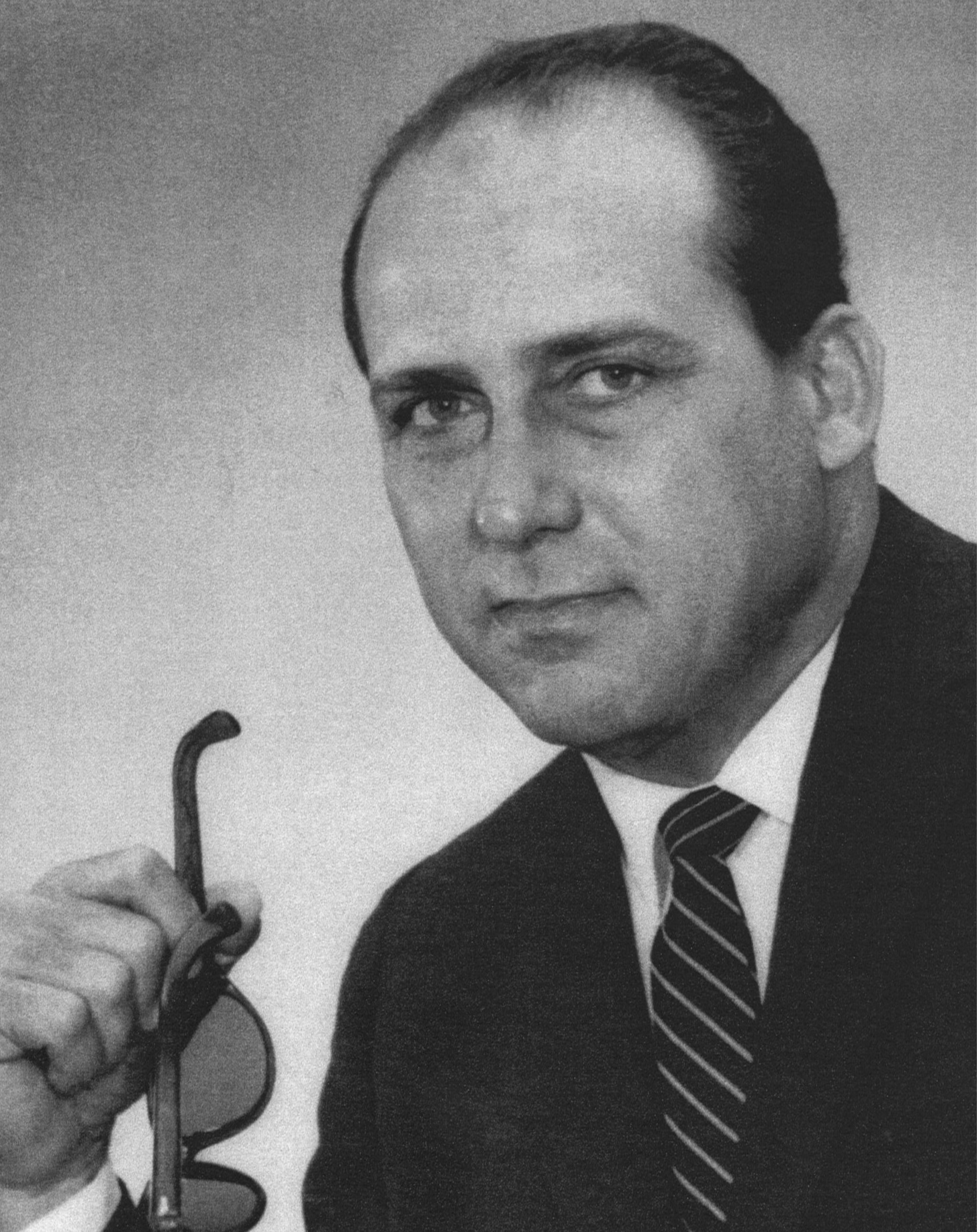 Lee Gore 